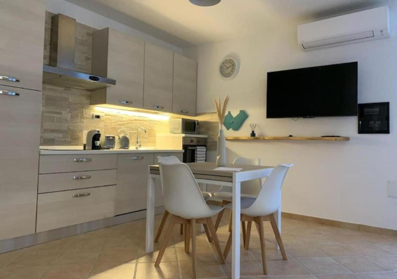 Loft Comodo Ed Elegante • Wi-Fi E Colazione Sanluri Bagian luar foto