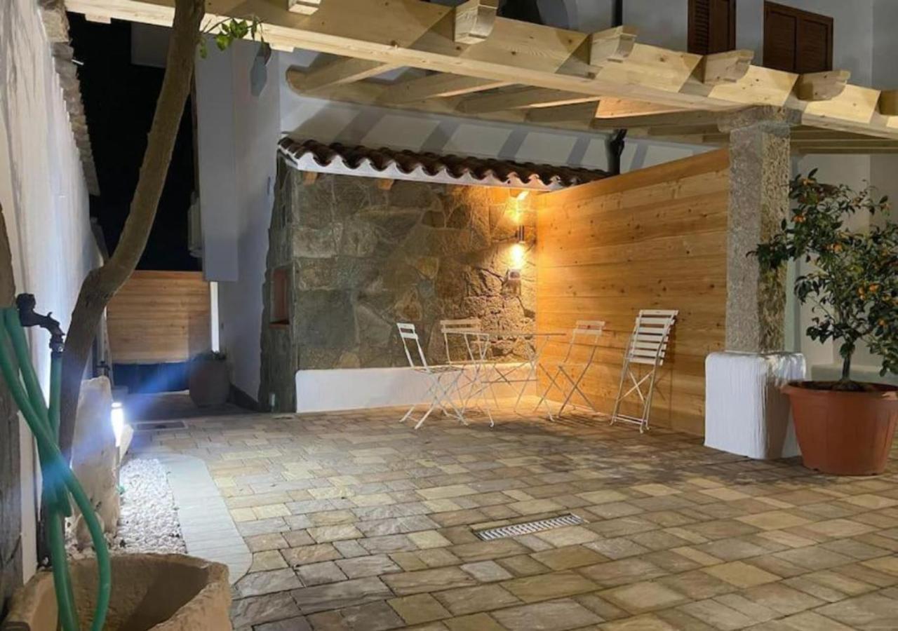 Loft Comodo Ed Elegante • Wi-Fi E Colazione Sanluri Bagian luar foto
