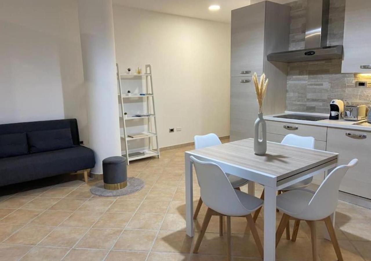 Loft Comodo Ed Elegante • Wi-Fi E Colazione Sanluri Bagian luar foto