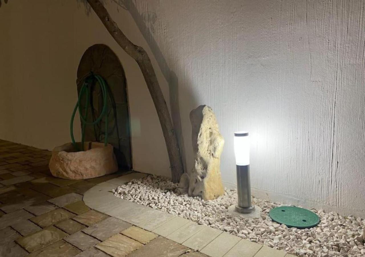 Loft Comodo Ed Elegante • Wi-Fi E Colazione Sanluri Bagian luar foto
